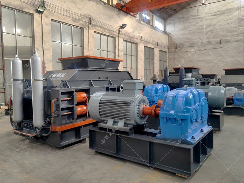 1810液壓對輥制砂機一小時產(chǎn)量多少？