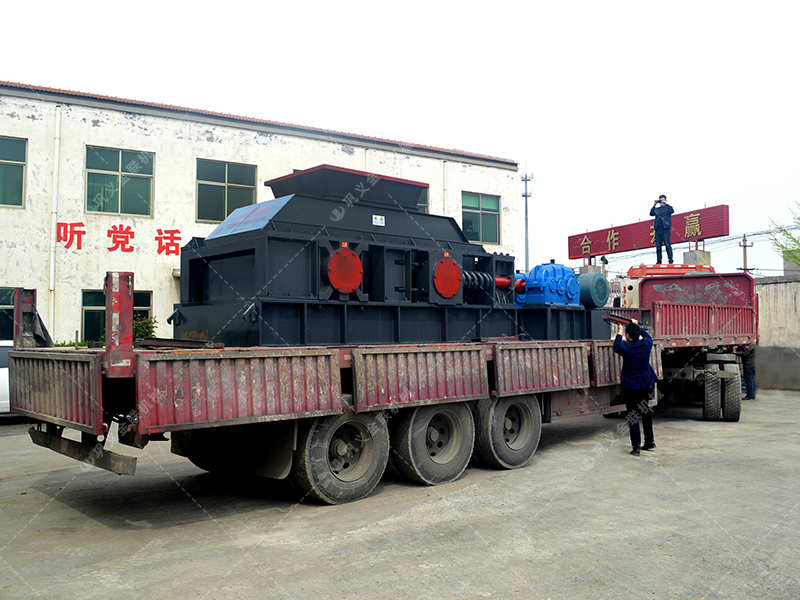 用對(duì)輥式破碎機(jī)打瓜米石效果怎么樣？?jī)r(jià)格貴嗎？