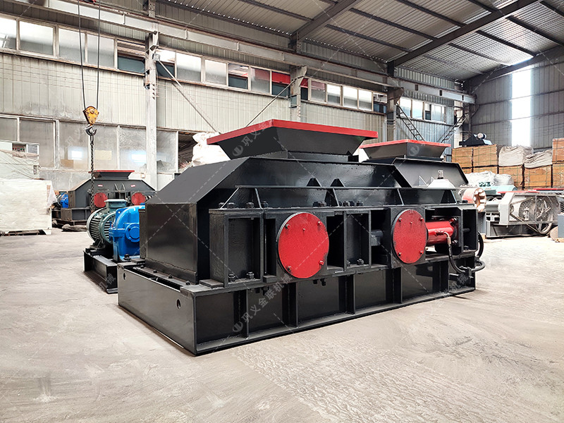 全自動液壓對輥破碎機發(fā)貨圖片