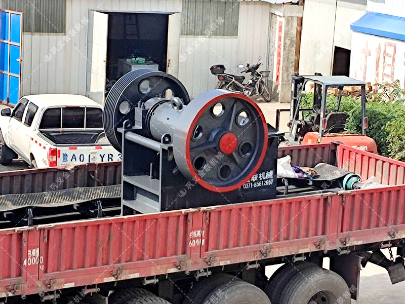 顎式破碎機(jī)價格,顎式破碎機(jī)廠家,大型顎破機(jī)原理,型號參數(shù) 顎式破碎機(jī)價格,顎式破碎機(jī)廠家,大型顎破機(jī)原理,型號參數(shù)