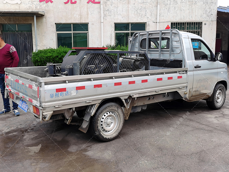 狼牙破碎機(jī)是什么設(shè)備？在哪些行業(yè)中有廣泛應(yīng)用？