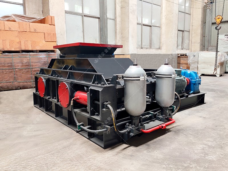 如何正確操作石英石對輥制砂機(jī)以提高生產(chǎn)效率？